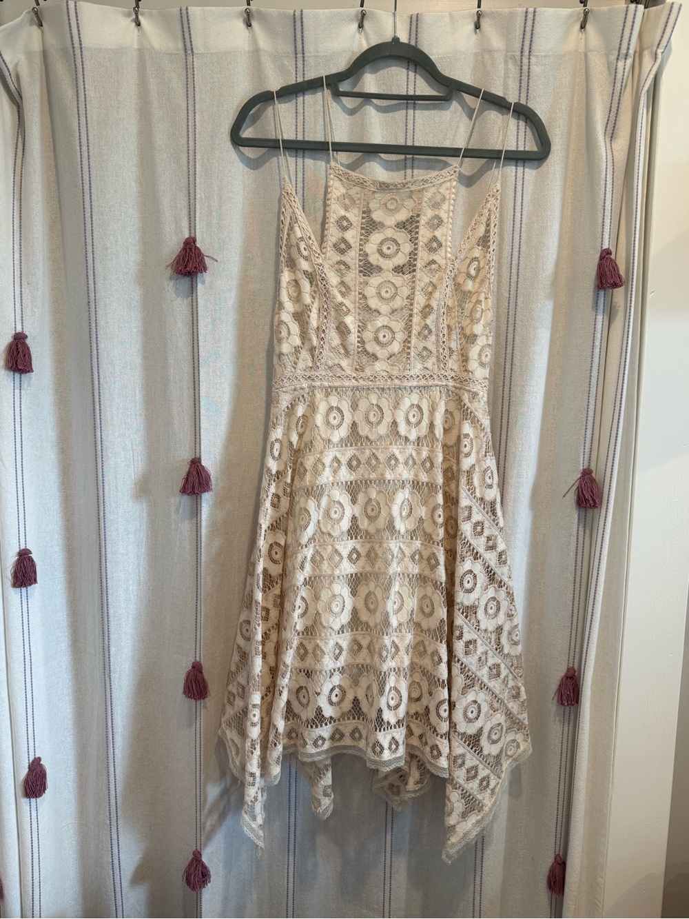 Free People Just Like Honey crochet Lace Dress - size 6 - Picture 3 of 11